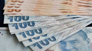 Emekliye Yüksek Promosyon Ödemesi! Zamlı Rakamı Duyan O Bankaya Koşuyor