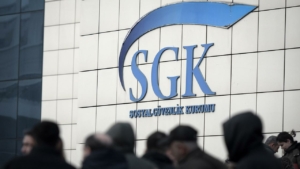 SGK’dan Erken Emeklilik! 1990 Sonrası İşe Girenlerin Emeklilik Yaşı Sil Baştan Değişiyor