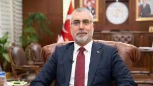 Asgari Ücretlilere Zam Yapılacak Mı? Bakan'dan Asgari Ücret Zammı Hakkında Açıklama Geldi