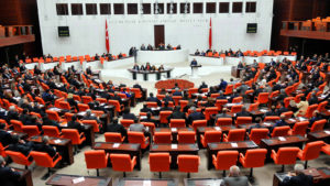 Erken Emeklilik Hakkı 47-48-49 Yaşa Onaylandı! Tek Şartı Sağlayan SGK’ya Dilekçe Versin