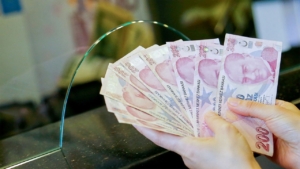 Emeklilere Dev Kıyak: Yarın 09.30’da Geri Ödemesiz 15 Bin TL Yatacak