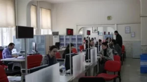 0x0-kpssli-kpss-sartsiz-agustos-ayi-kamuya-yuzlerce-memur-ve-personel-alimi-ptt-pa-bekci-meb-ve-gsb-personel-alimi-1722931194159
