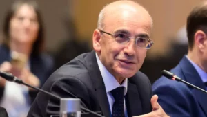 Mehmet Şimşek Duyurdu: Yeni Vergi Paketi Vatandaşın Tepkisini Çekti