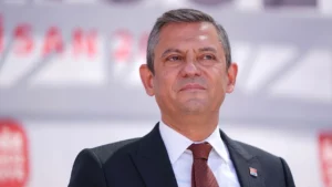 CHP'den Emekli Aylıkları İçin Kanun Teklifi: Maaş Farkı Uçurumu Giderilecek mi?